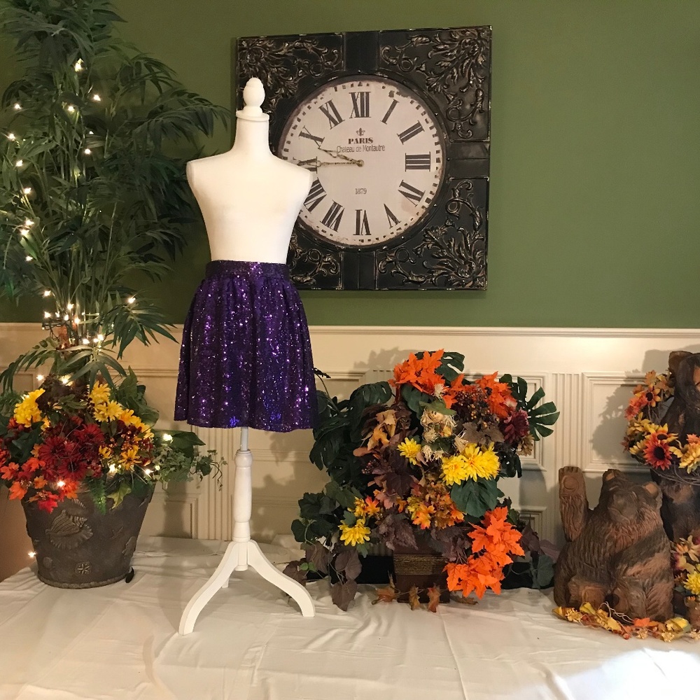 Purple sequins mini skirt